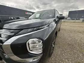 Mitsubishi Outlander (2025) thumbnail 16
