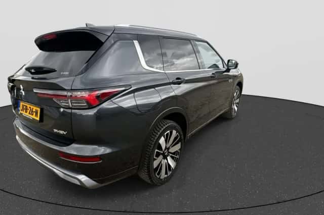 Mitsubishi Outlander (2025) thumbnail 7