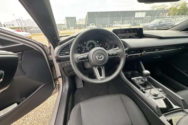 Mazda 3 (2025) thumbnail 19