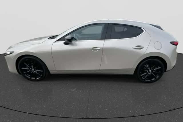 Mazda 3 (2025) thumbnail 4