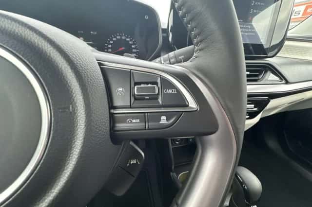 Suzuki Swift (2025) thumbnail 22