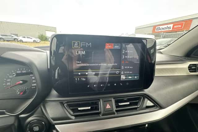 Suzuki Swift (2025) thumbnail 24