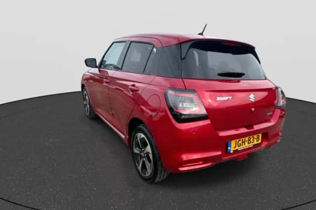 Suzuki Swift (2025) thumbnail 5
