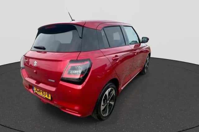 Suzuki Swift (2025) thumbnail 7