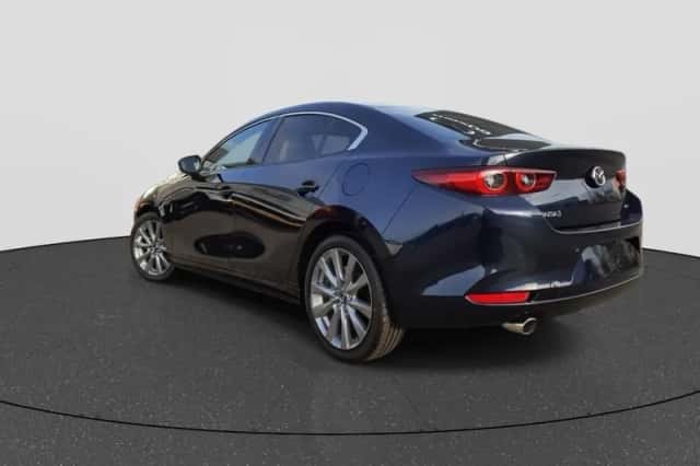Mazda 3 (2025) thumbnail 2
