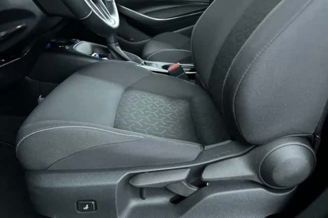 Suzuki Swace (2025) thumbnail 11