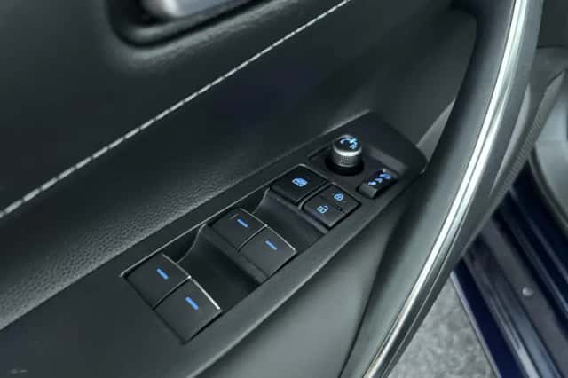 Suzuki Swace (2025) thumbnail 20