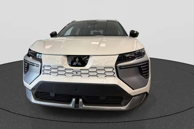 Mitsubishi Eclipse Cross (2026) thumbnail 3