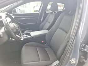 Mazda 3 (2023) thumbnail 12