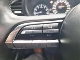 Mazda 3 (2023) thumbnail 16