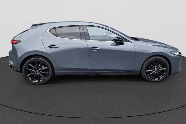 Mazda 3 (2023) thumbnail 8