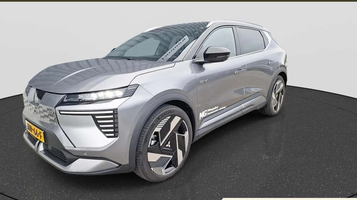 Mitsubishi Eclipse Cross (2025) — foto 1