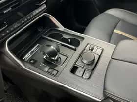 Mazda CX-80 (2025) thumbnail 6