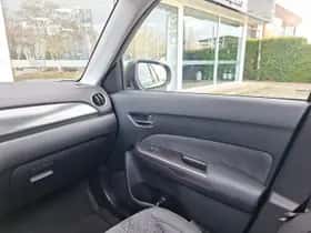 Suzuki Vitara (2025) thumbnail 10