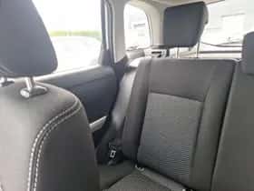 Suzuki Vitara (2017) thumbnail 11
