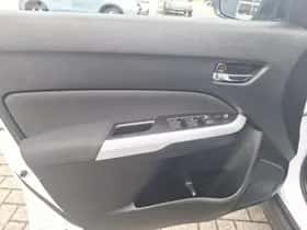 Suzuki Vitara (2017) thumbnail 18