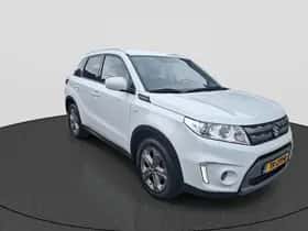 Suzuki Vitara (2017) thumbnail 3