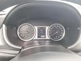 Suzuki Vitara (2017) thumbnail 23
