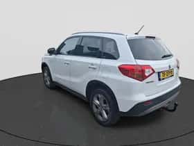 Suzuki Vitara (2017) thumbnail 5