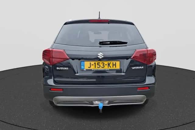 Suzuki Vitara (2020) thumbnail 6