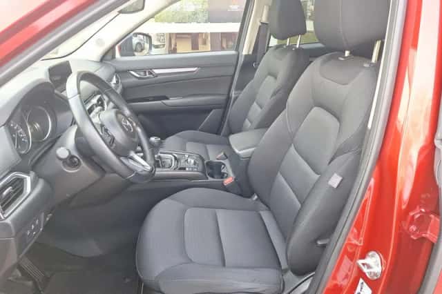 Mazda CX-5 (2017) thumbnail 17