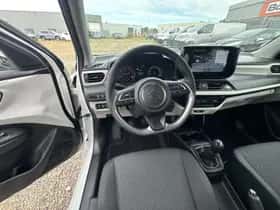 Suzuki Swift (2025) thumbnail 19