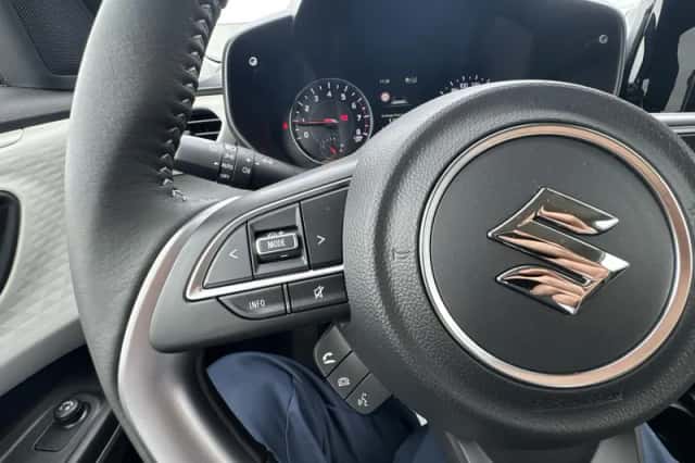 Suzuki Swift (2025) thumbnail 20