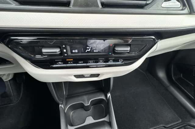 Suzuki Swift (2025) thumbnail 25