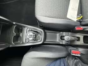 Suzuki Swift (2025) thumbnail 26
