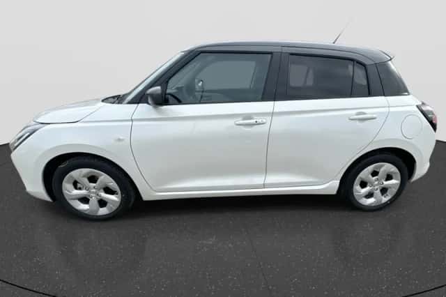 Suzuki Swift (2025) thumbnail 4