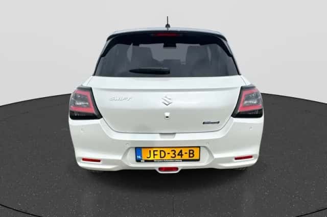 Suzuki Swift (2025) thumbnail 6