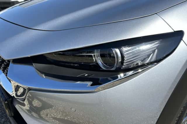 Mazda CX-30 (2023) thumbnail 11