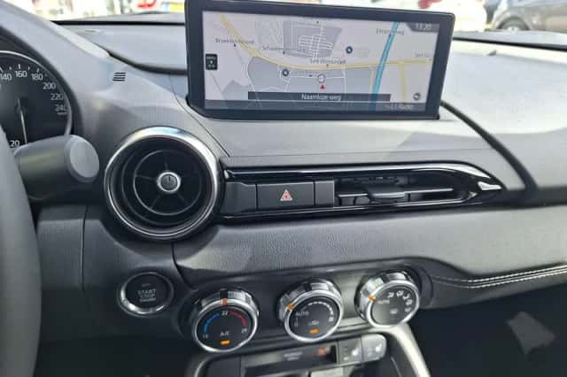 Mazda MX-5 (2026) thumbnail 24