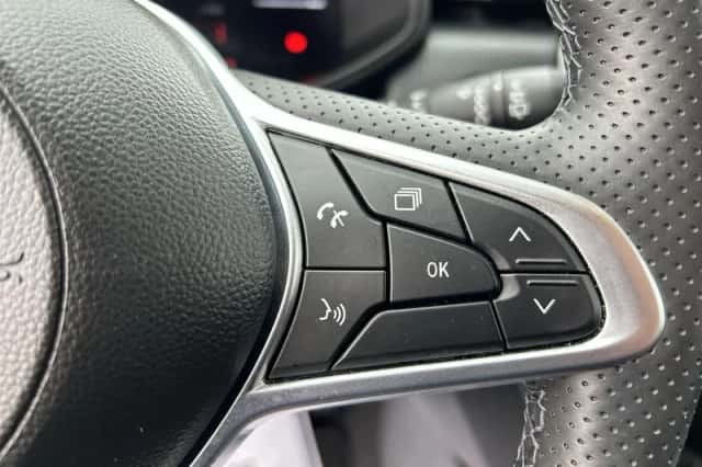 Mitsubishi Colt (2024) thumbnail 21