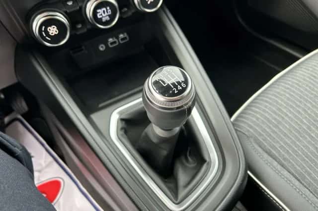Mitsubishi Colt (2024) thumbnail 27