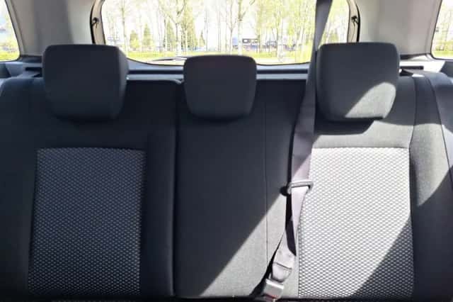 Suzuki Vitara (2017) thumbnail 12