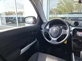 Suzuki Vitara (2017) thumbnail 14