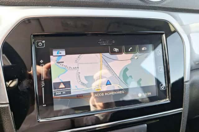 Suzuki Vitara (2017) thumbnail 25
