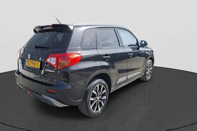 Suzuki Vitara (2017) thumbnail 7