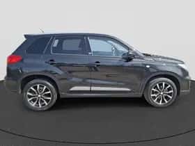 Suzuki Vitara (2017) thumbnail 8