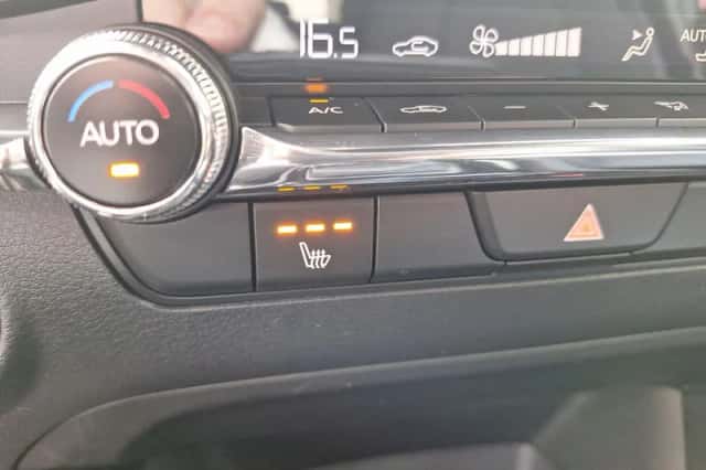 Mazda 3 (2025) thumbnail 34