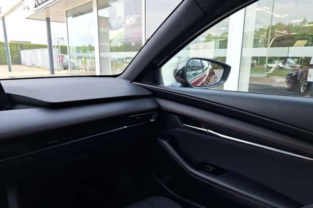Mazda 3 (2025) thumbnail 10