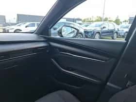 Mazda 3 (2024) thumbnail 10