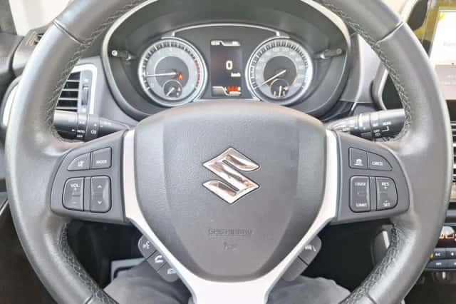 Suzuki S-Cross (2022) thumbnail 21