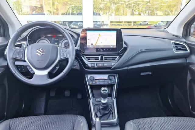 Suzuki S-Cross (2022) thumbnail 32
