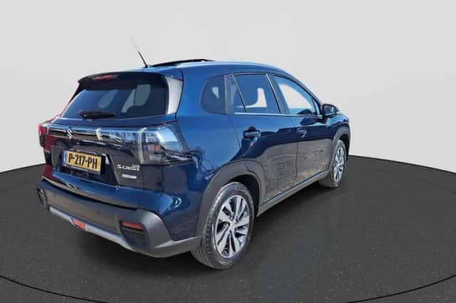 Suzuki S-Cross (2022) thumbnail 7