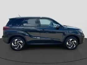 Suzuki Vitara (2025) thumbnail 9