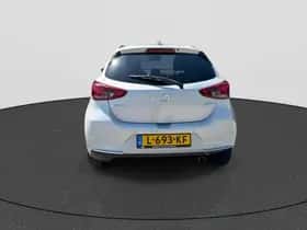 Mazda 2 (2021) thumbnail 6