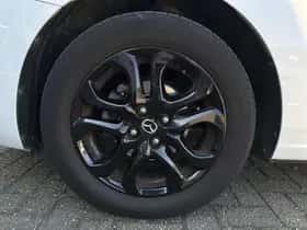 Mazda 2 (2021) thumbnail 9