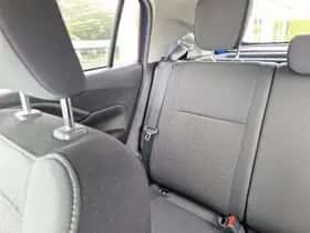 Suzuki Swift (2024) thumbnail 11